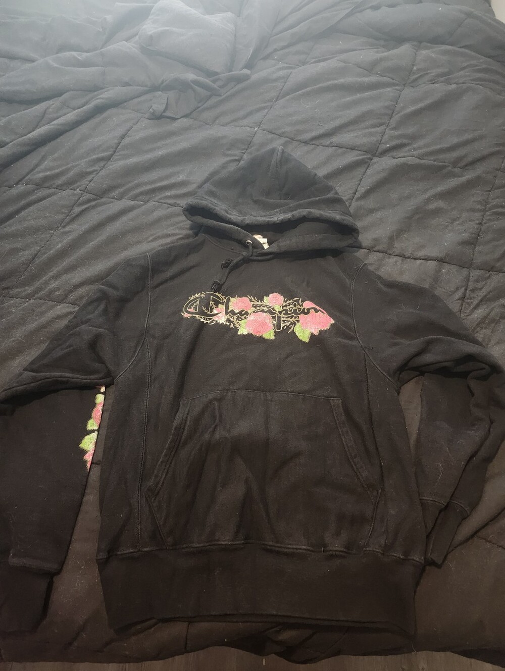 Champion Black Throne Floral Men's Size Small Hoodie